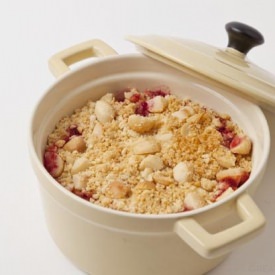 Apple and Blackberry Crumble