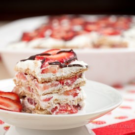 No Bake Strawberry Icebox Cake