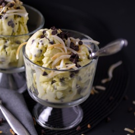Macaroon Ice Cream
