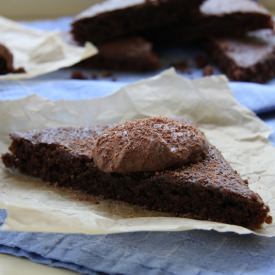 GF Brownies w Vegan Frosting