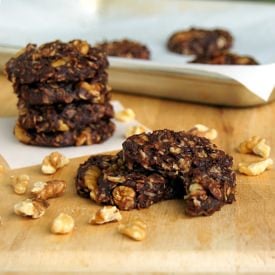 No-Bake Chocolate Walnut Cookies