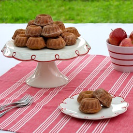 Maple Apple Cakes