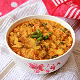 Spring Onion And Cabbage Curry