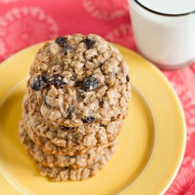 Classic Oatmeal Raisin Cookies