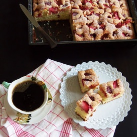 Strawberry Cake