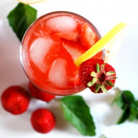 Strawberry-Mint Lemonade