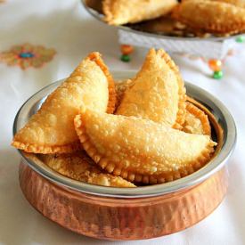 Karjikai – Deep Fried Pastries