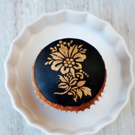 Cupcake Decorating