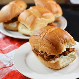 Crock Pot BBQ Pulled Pork Sandwich