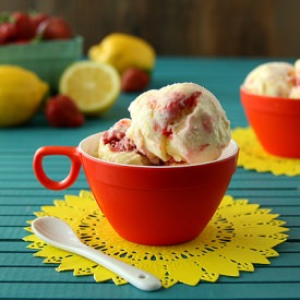 Strawberry Lemonade Ice Cream