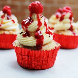Raspberry White Chocolate Cupcakes