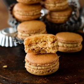 Caramelised White Chocolate Macaron
