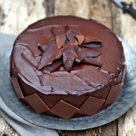 Layered Coffee & Cream Cake