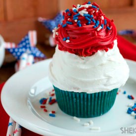 Festive Rocket Pop Cupcakes