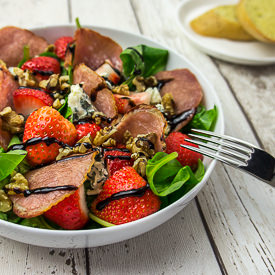 Spinach and Strawberry Salad