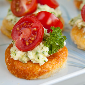 Tomato & Feta Pesto Bites