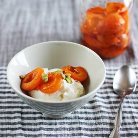 Baked Apricots with Honey