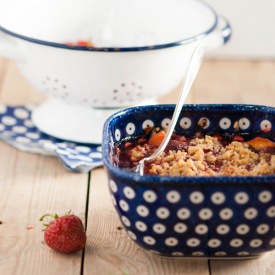 Strawberry & Apricot Crumble
