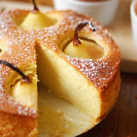Vanilla Cake with Pears