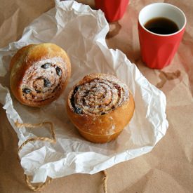 Spiced Orange and Currant Rolls