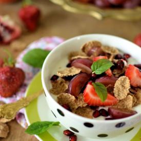 Yogurt with Cereal