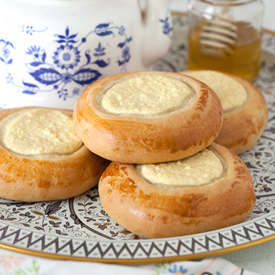 Vatrushka Farmer Cheese Pastry