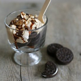 No-Bake Oreo Peanut Butter Cake