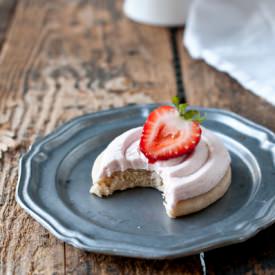 Super Soft Strawberry Cookies