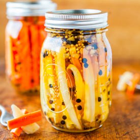 How to Make Easy Pickled Vegetables