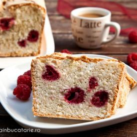 Raspberry Cake with Egg Whites