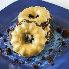 PB Brownie Blast Mini Cakes