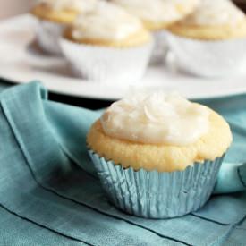Pineapple Coconut Dream Cupcakes