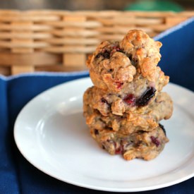 Vegan Cherry Oatmeal Cookies