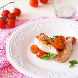 Squids with Sauteed Tomatoes