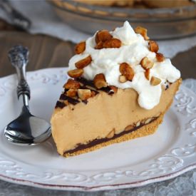 Ultimate No Bake Peanut Butter Pie