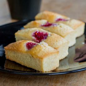 Raspberry Financiers