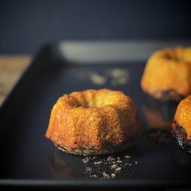 Oat Bran and Yogurt Teacakes