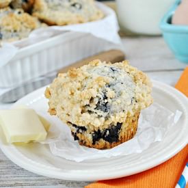 Blueberry Crumble Muffins