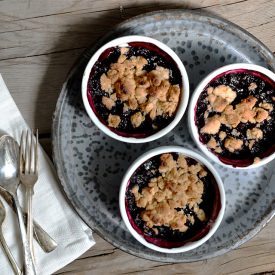 Blueberry Crisp w/ Oatmeal Crumble