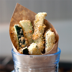 Zucchini Fries with Sriracha Sauce
