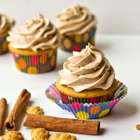 Cinnamon Buttercream Cupcakes