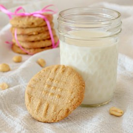 Classic Peanut Butter Cookies