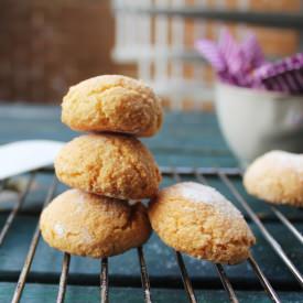 Amaretti Cookies