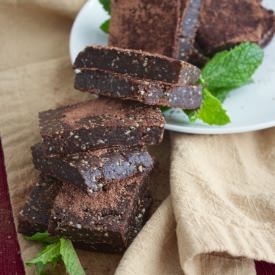 Raw Mint Chocolate Brownies
