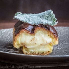 Classic Eclair
