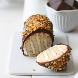 Frozen Icebox Cake