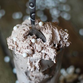 Devil’s Cheesecake Ice Cream