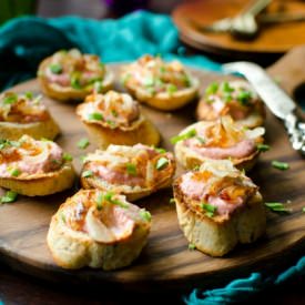Beet Crostini with Goat Cheese