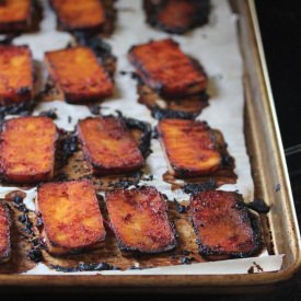 Baked Sriracha Tofu (Vegan)