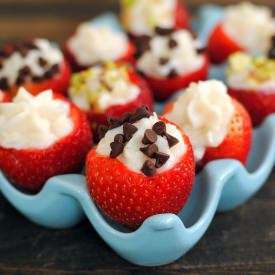 Cannoli Strawberries